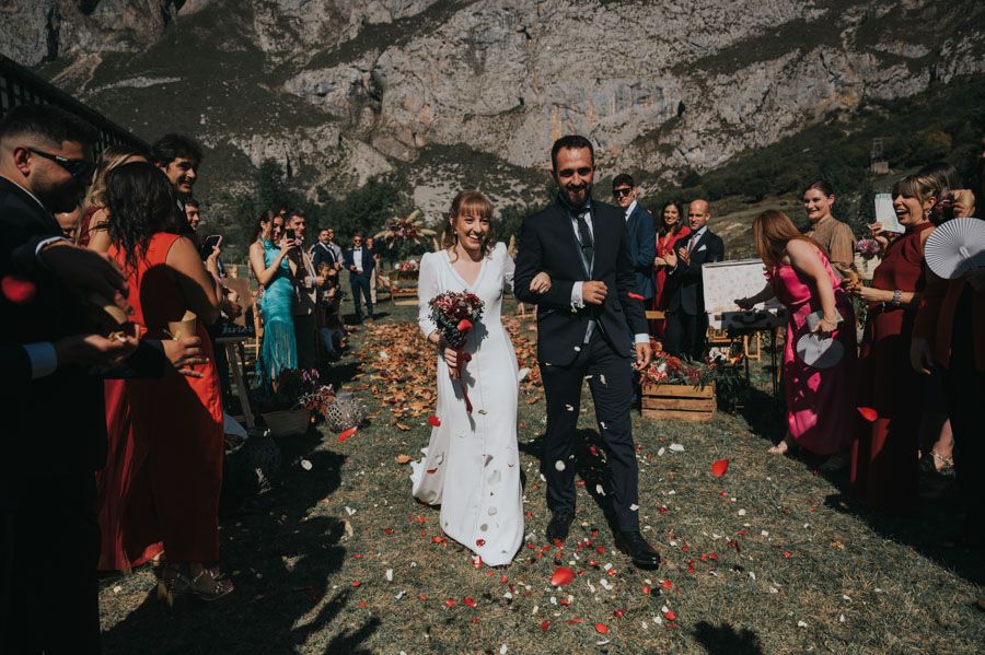 Boda en El Parador de Fuente Dé. Bodas Cantabria. Picos de Europa.